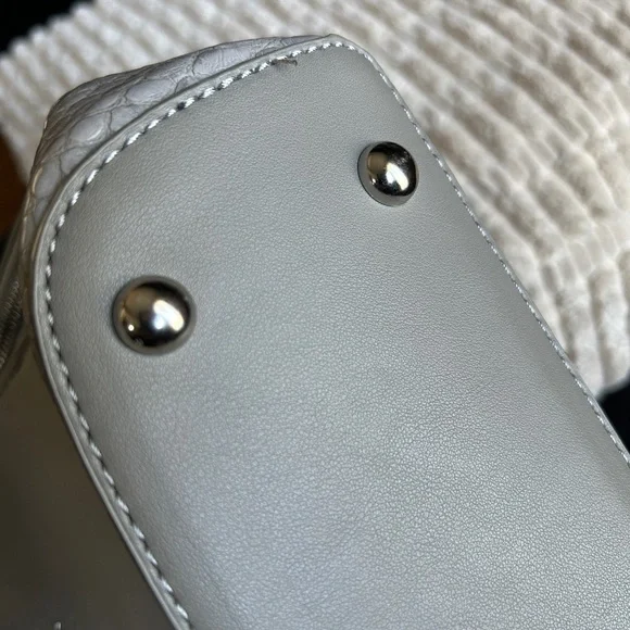 Small grey backpack - Picture 8 of 8